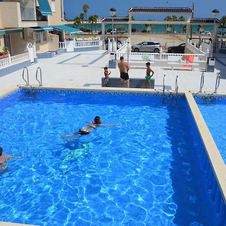 Naufragos Beach Apartment Torrevieja Kültér fotó