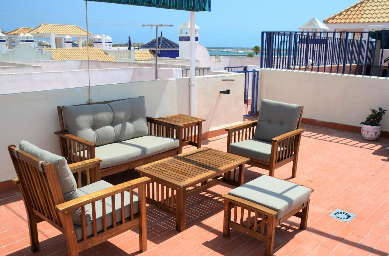 Naufragos Beach Apartment Torrevieja Kültér fotó