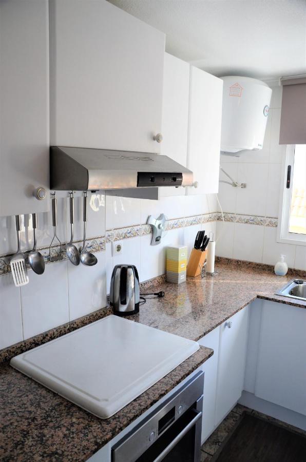 Naufragos Beach Apartment Torrevieja Kültér fotó