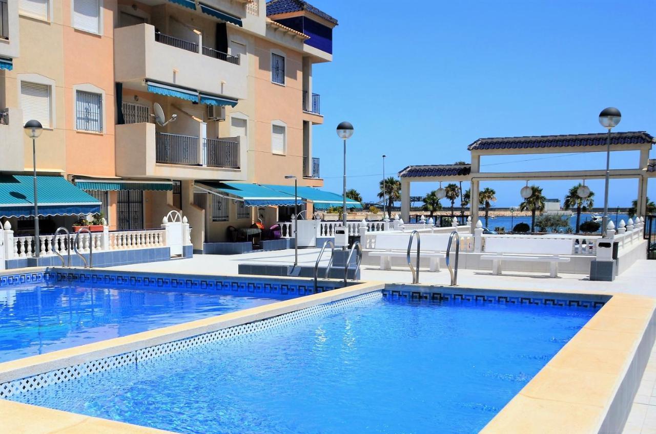 Naufragos Beach Apartment Torrevieja Kültér fotó