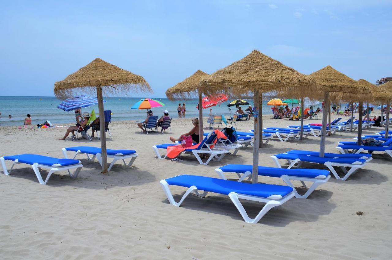 Naufragos Beach Apartment Torrevieja Kültér fotó